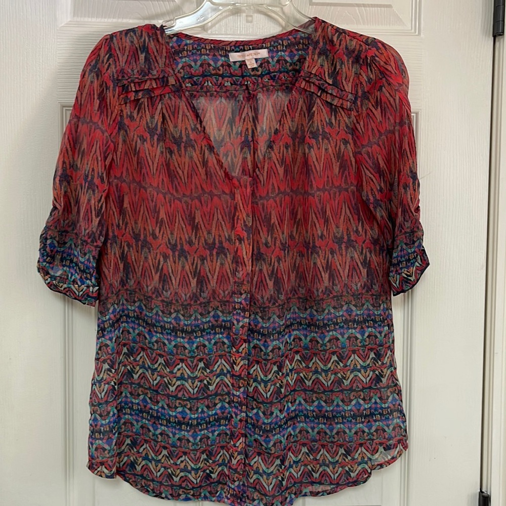 Skies Are Blue sheer top. Great for fall. Womens size XS. Great condition!